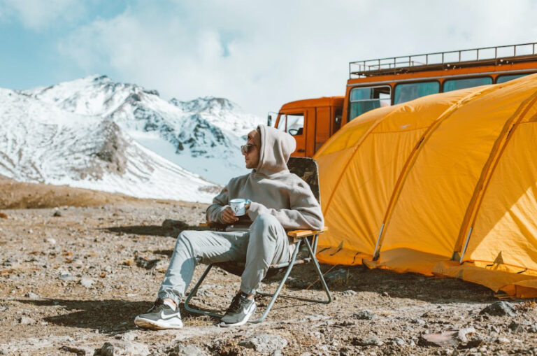 camper trailer vs tent
