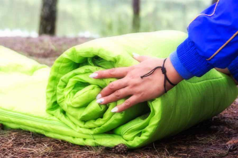 how to store sleeping bags